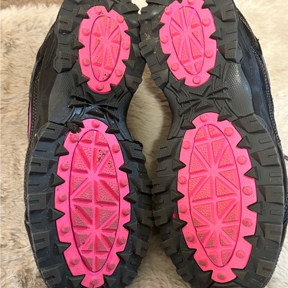 Women's Black and Pink Athletic Shoes - Picture 5 of 6